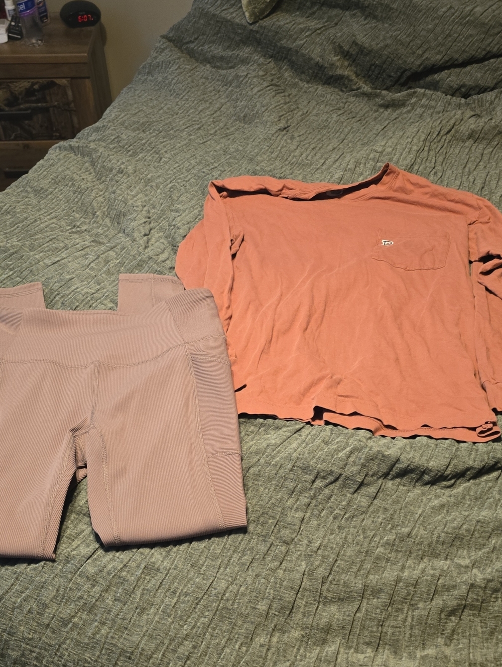 Pink Vs Two-Piece Set — Dusty Pink Leggings & Rust Top Like New S/m